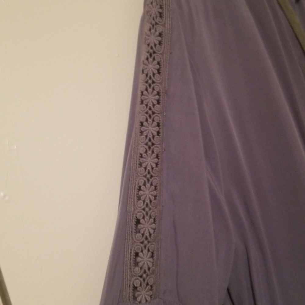 Shirt - Picture 3 of 3